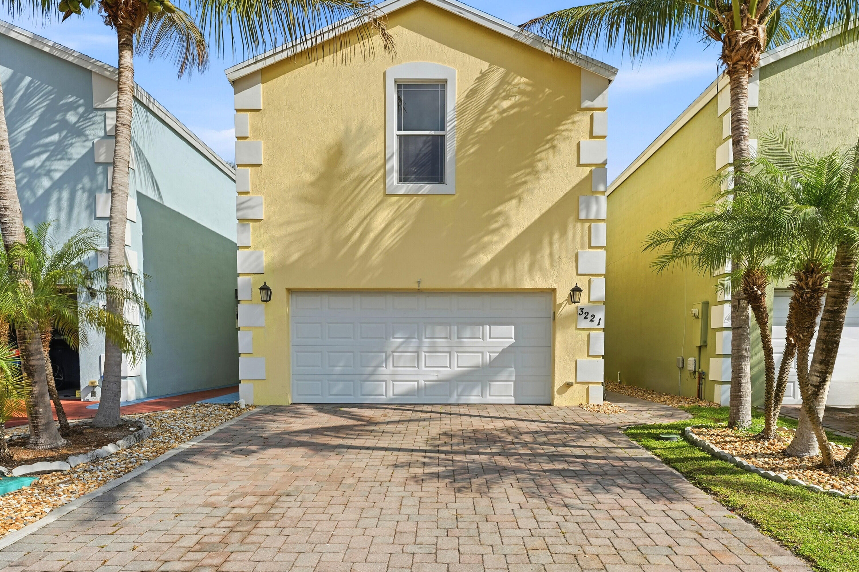 3221 Johns Place, Palm Springs, FL 33461, Palm Springs