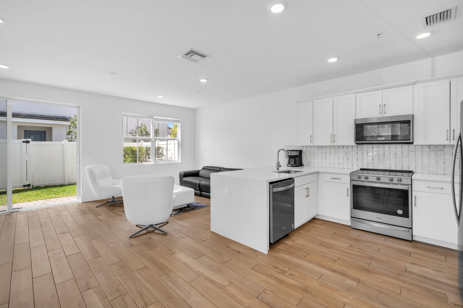 17002 SW 1st Street, Pembroke Pines, FL 33027 photo 2
