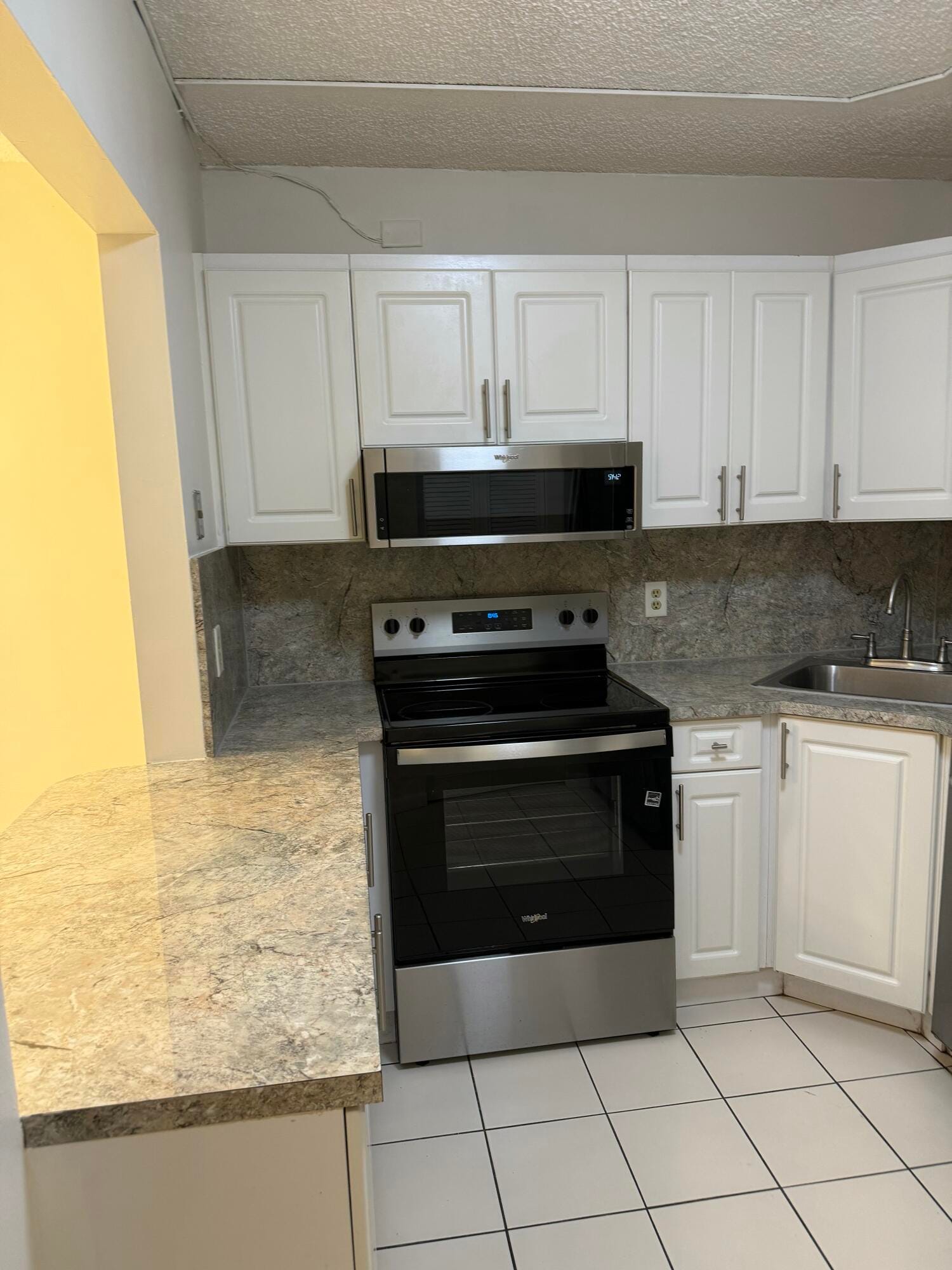 4961 Sable Pine Circle B1, West Palm Beach, FL 33417 photo 2