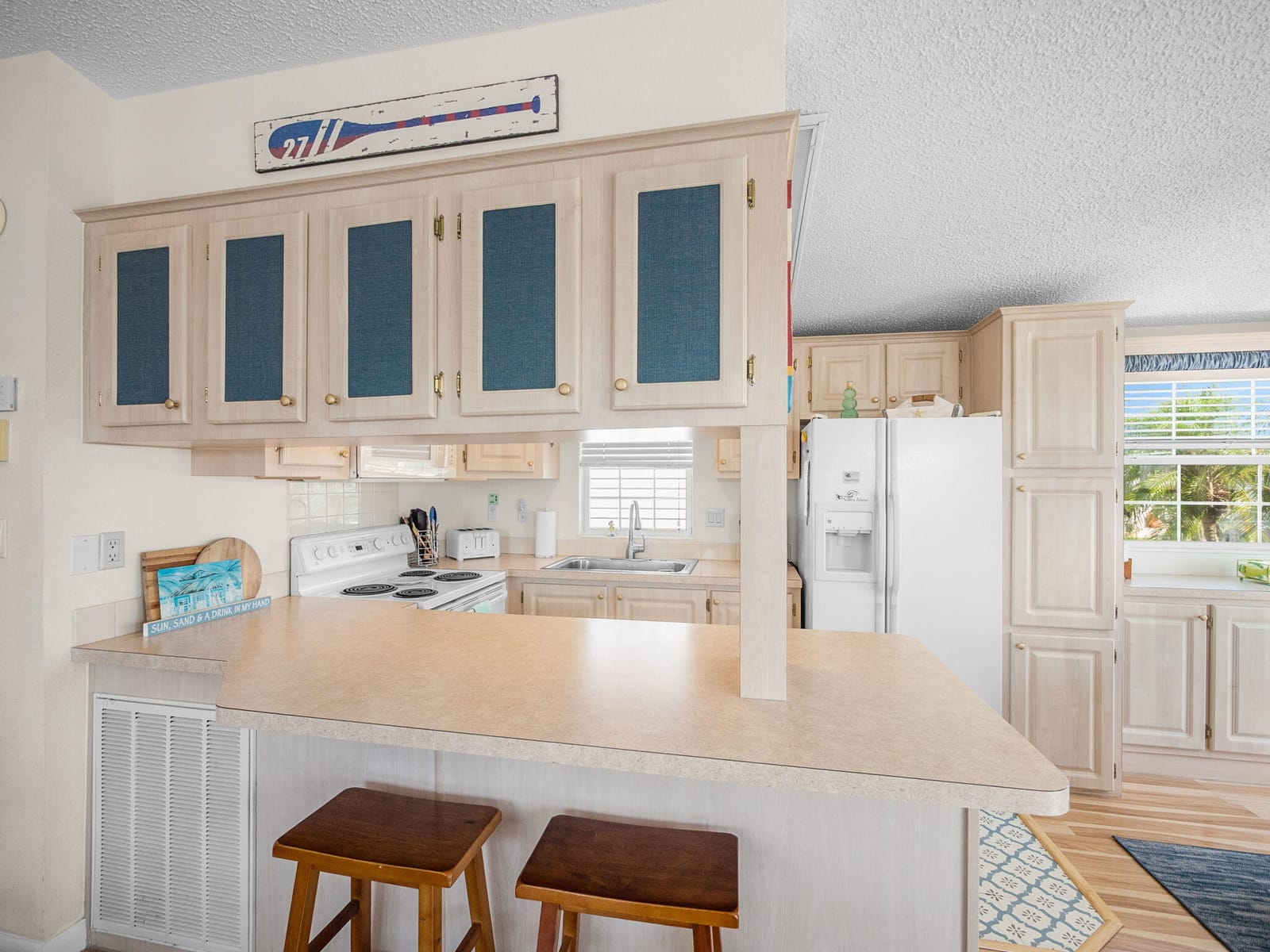 802 Nettles Boulevard, Jensen Beach, FL 34957 photo 8