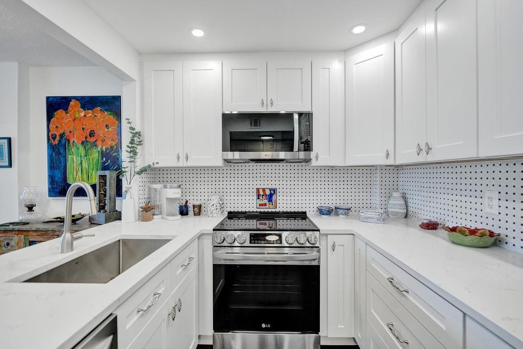 2611 N Riverside Drive 304, Pompano Beach, FL 33062 photo 23
