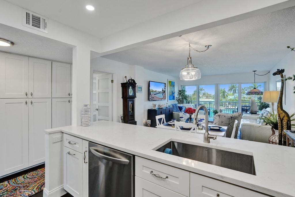 2611 N Riverside Drive 304, Pompano Beach, FL 33062 photo 26