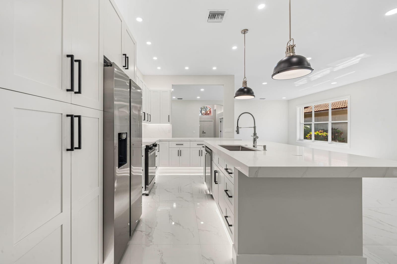 11431 Lanai Lane E — photo 2