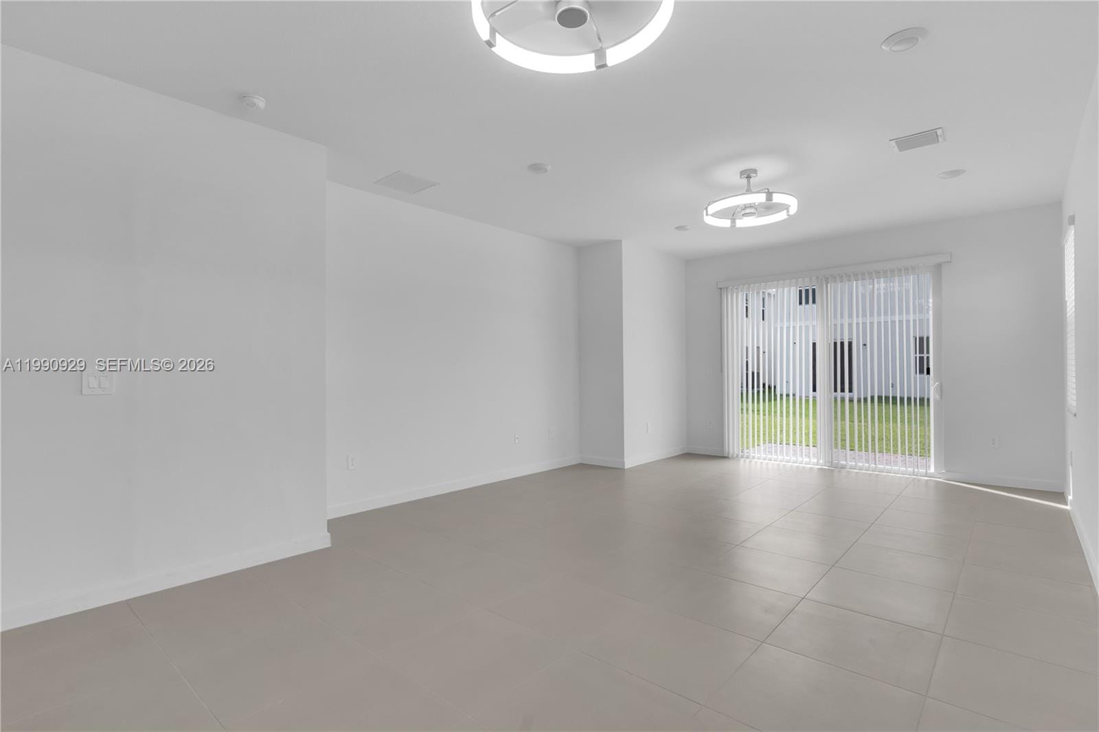 615 NE 1st Terrace — photo 9