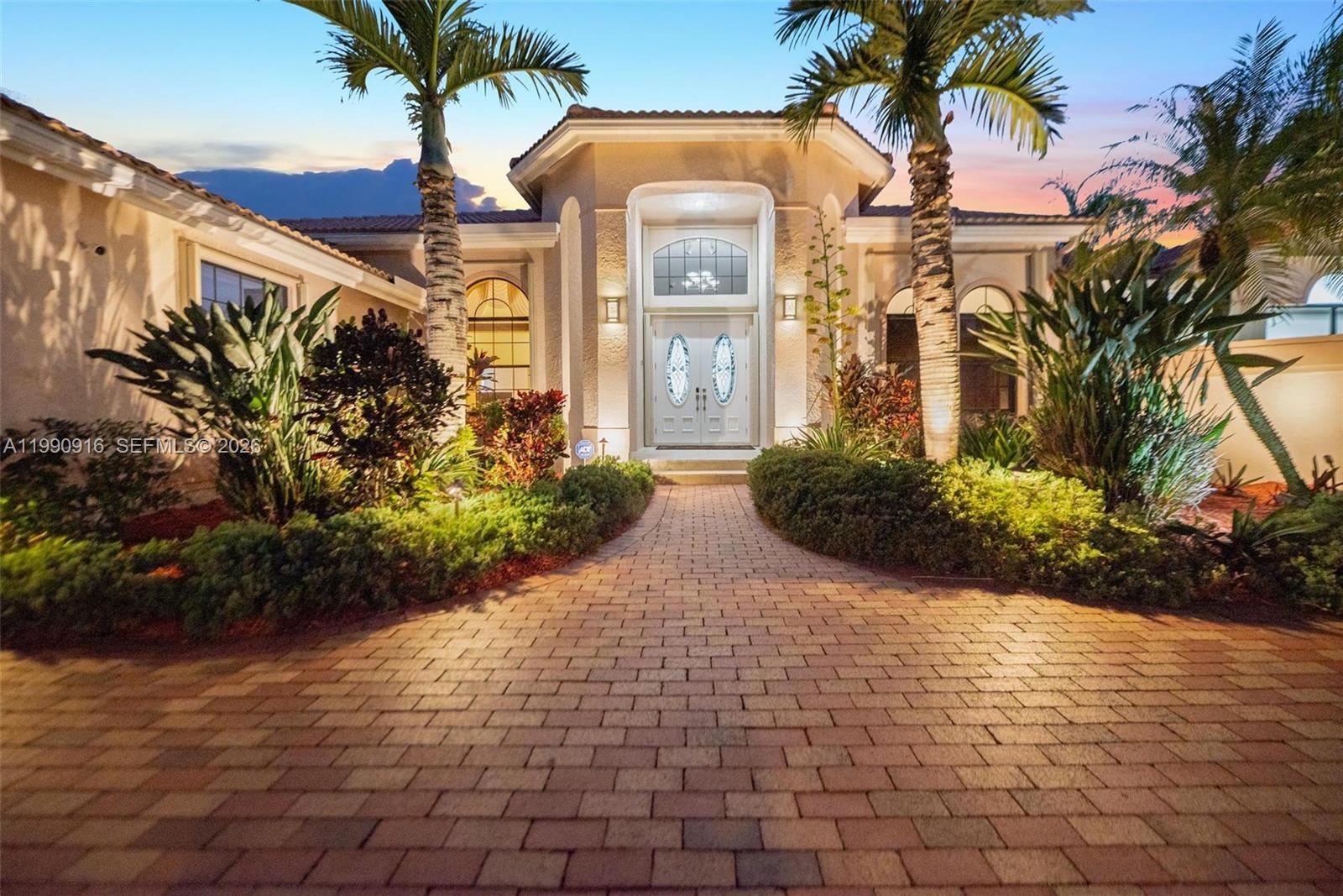 392 Coconut Circle, Weston, FL 33326, Weston