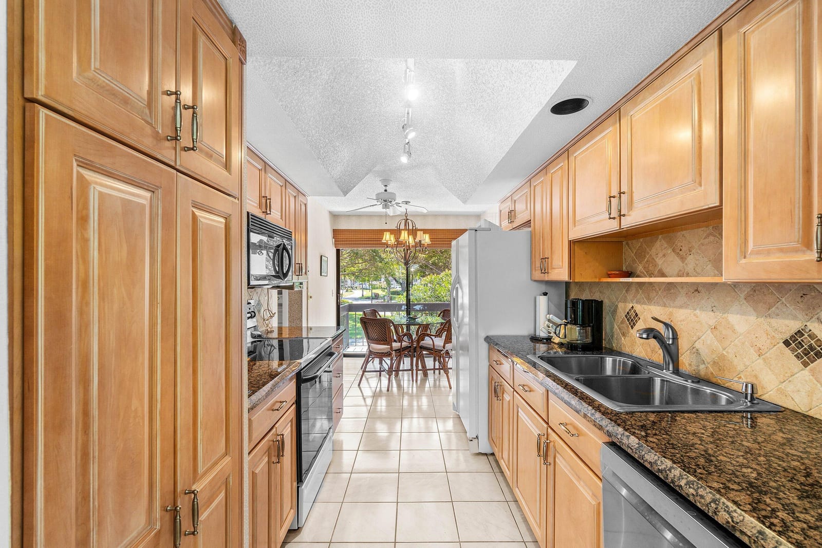 7809 Lakeside Boulevard 4, Boca Raton, FL 33434 photo 10