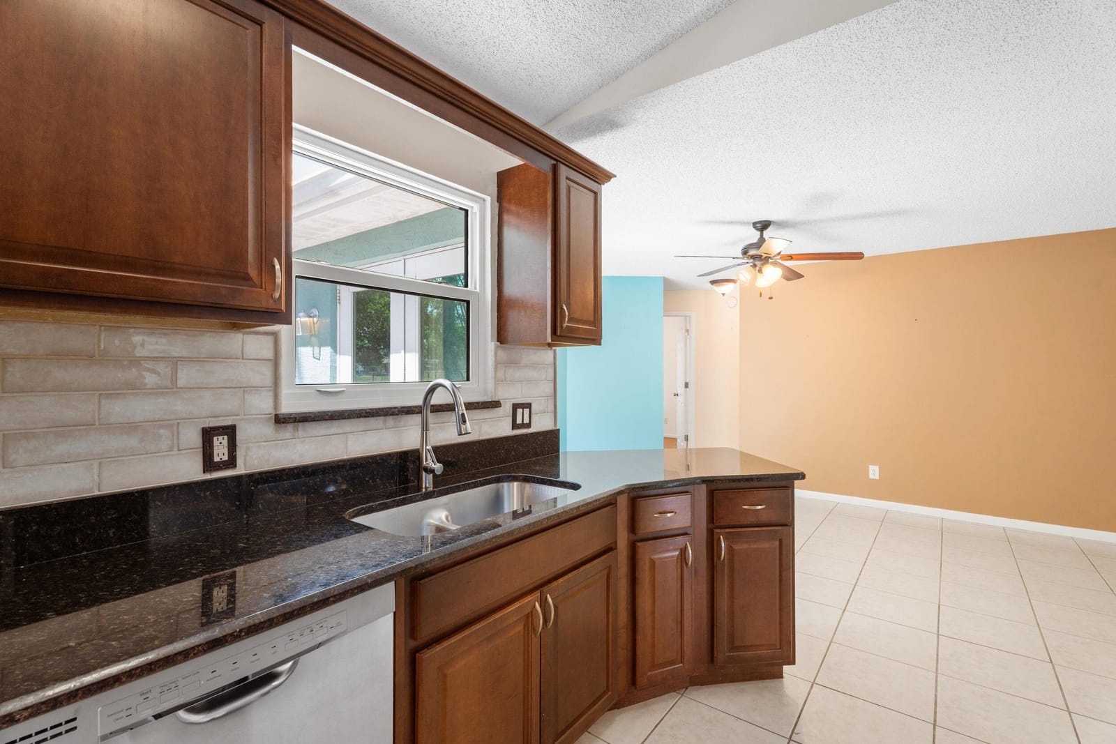 166 SW Andover Court — photo 11