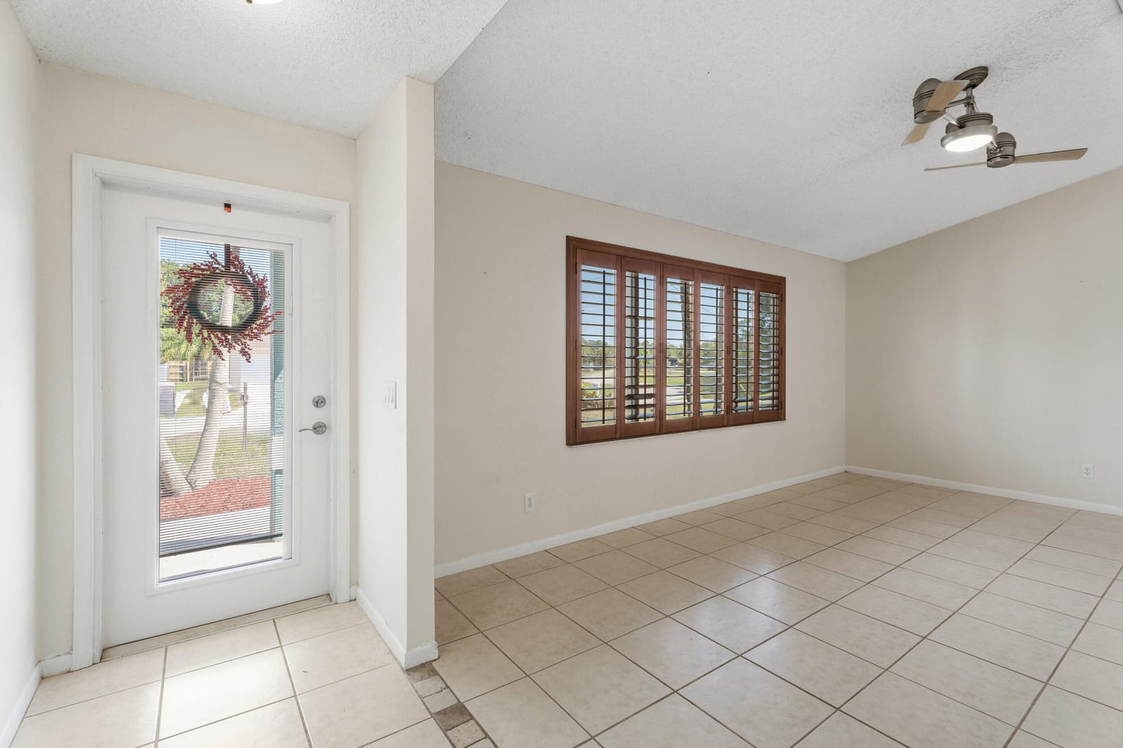 166 SW Andover Court — photo 5