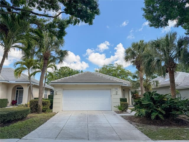 1053 Bedford Avenue, sold in Lake Catherine, Palm Beach Gardens, FL