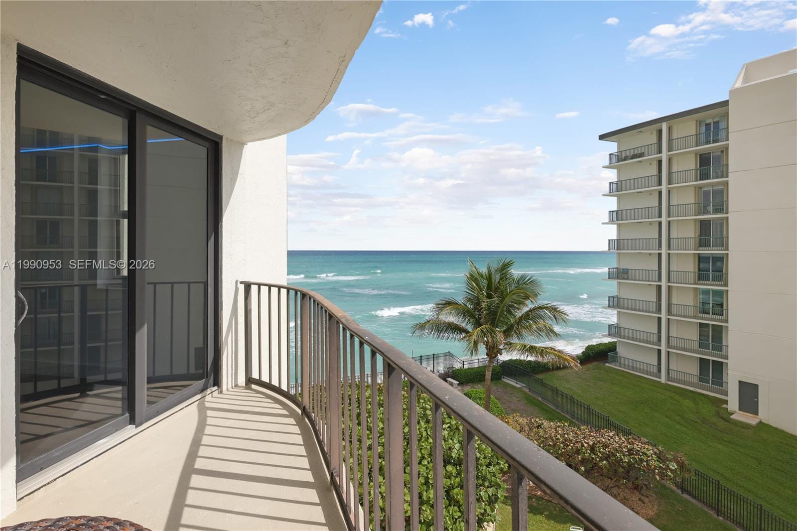 5420 N Ocean Drive 504, Singer Island, FL 33404 photo 2