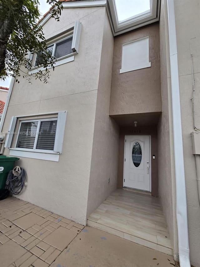 12610 NW 11th Terrace, Miami, FL 33182
