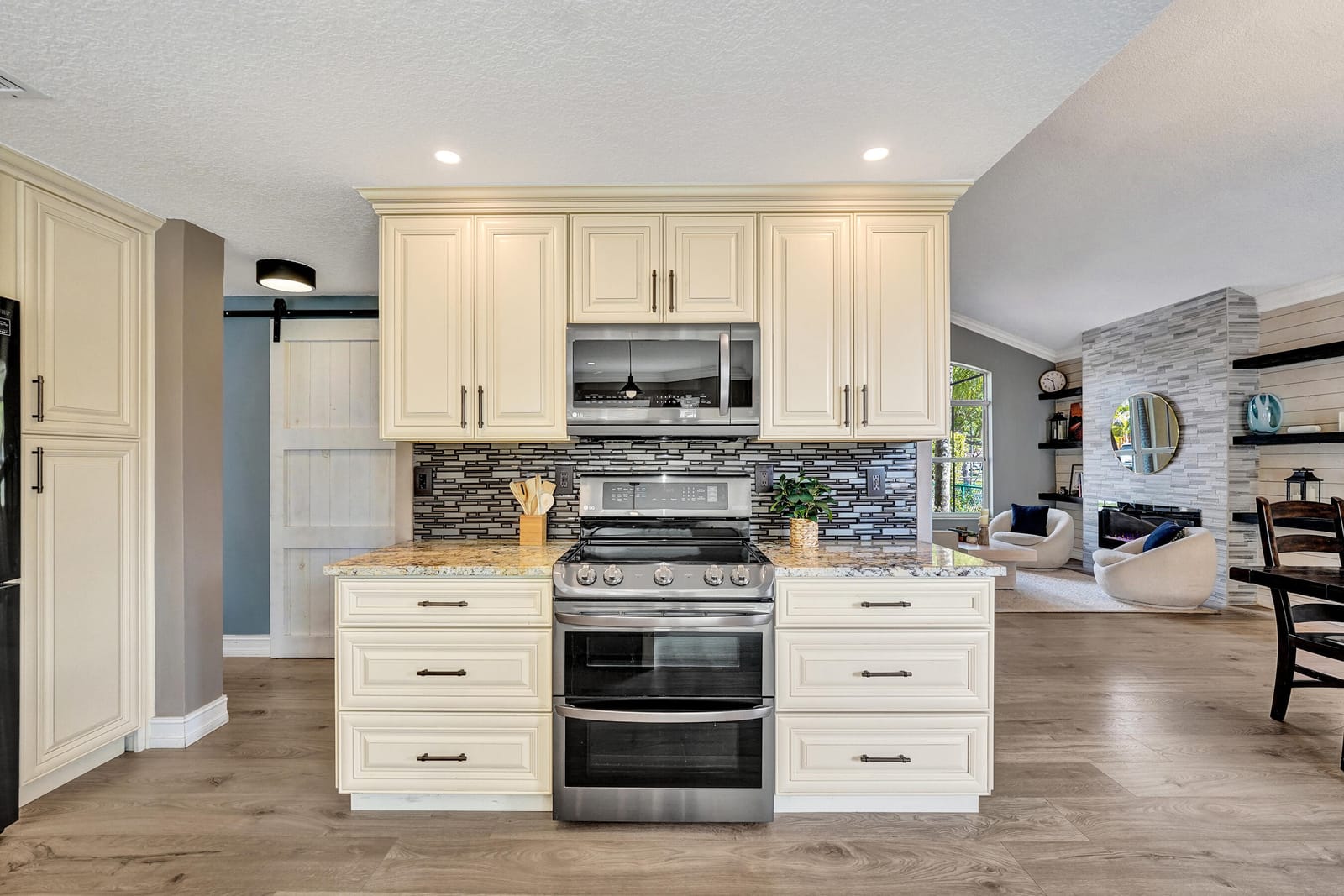 14594 Via Tivoli Court, Davie, FL 33325 photo 13