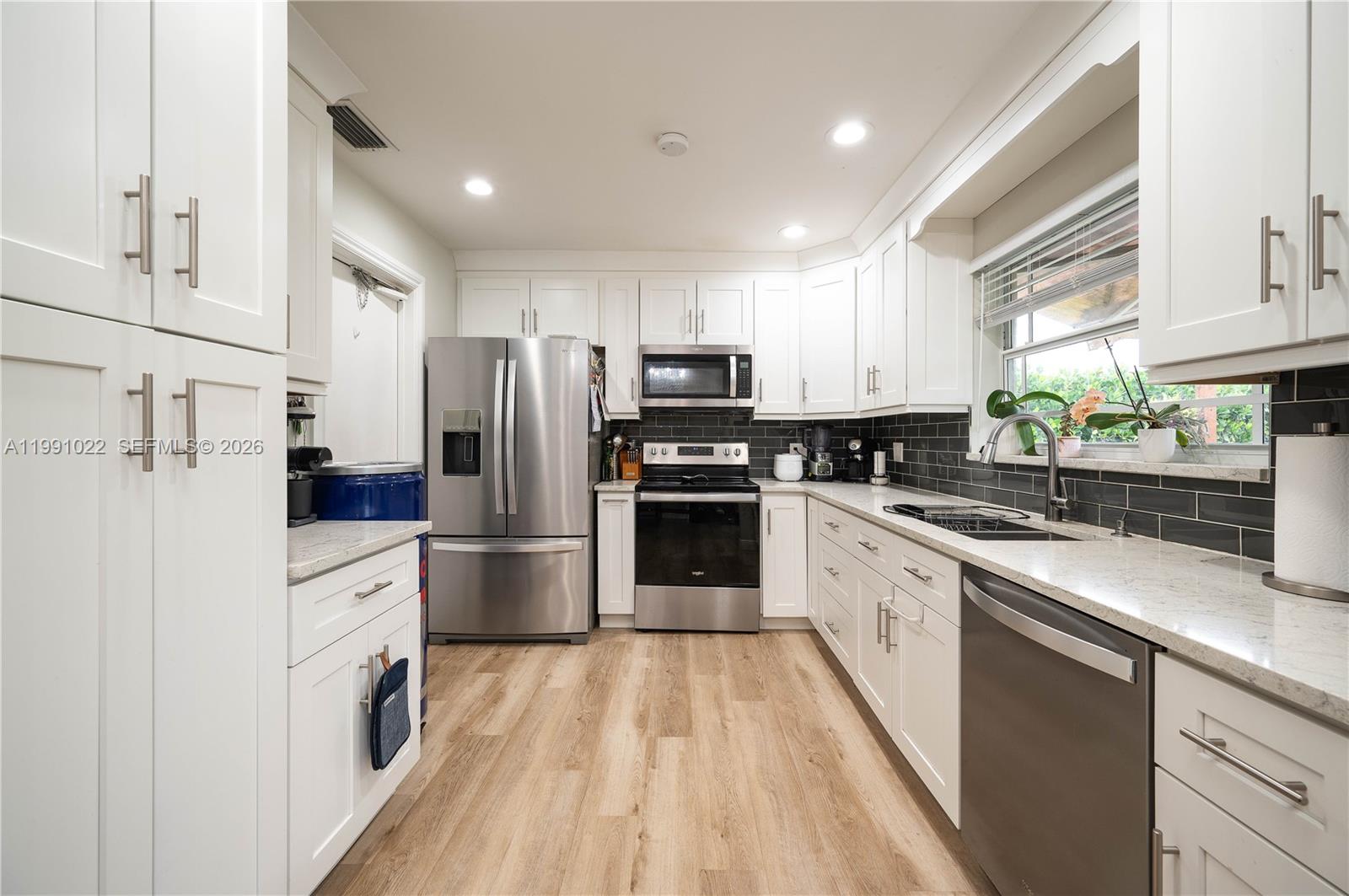 401 NW 83rd Way, Pembroke Pines, FL 33024, Pembroke Pines