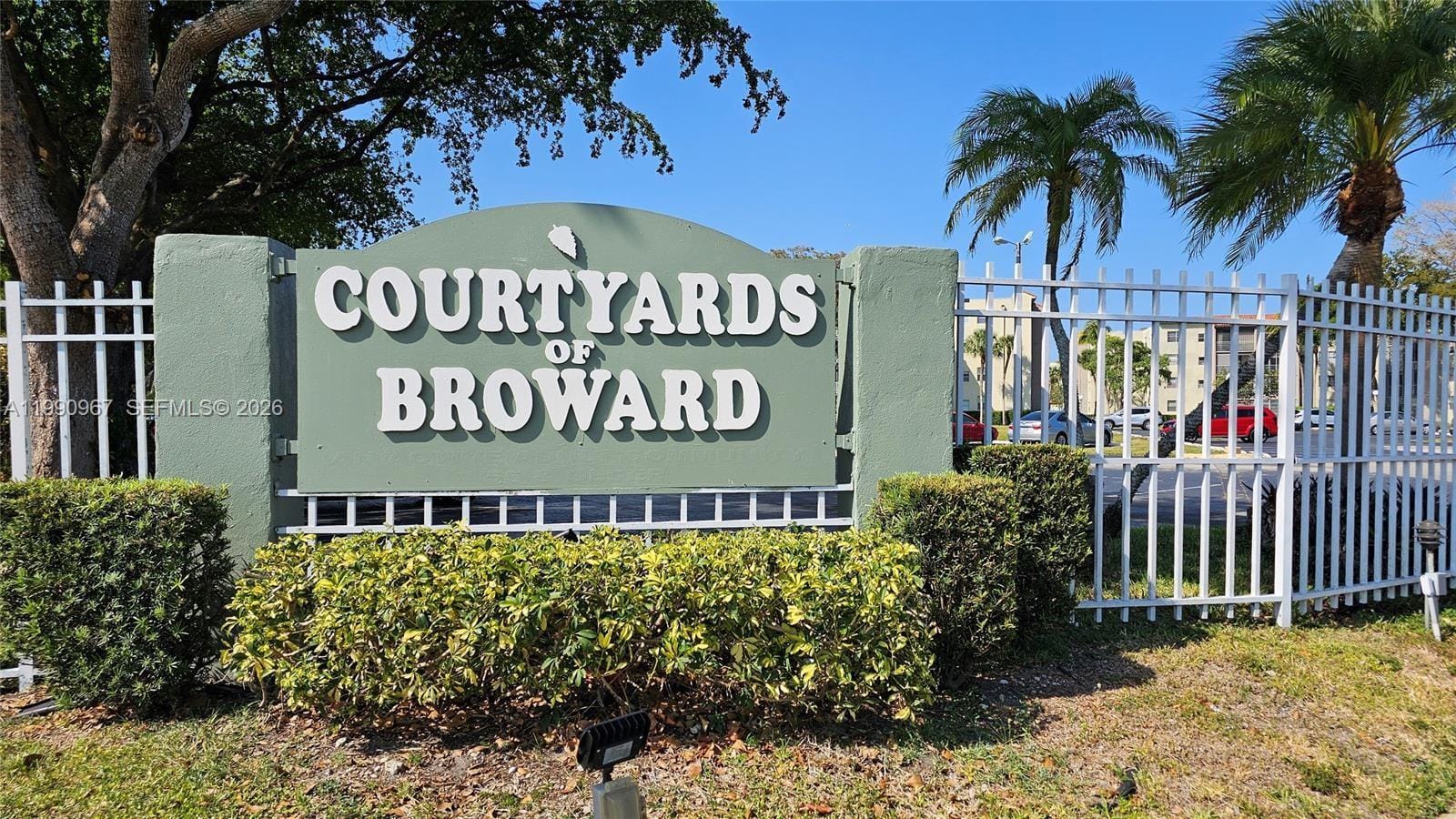 1800 SW 81st Avenue 1203 — photo 1