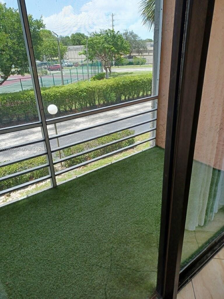 1800 SW 81st Avenue 1203 — photo 10