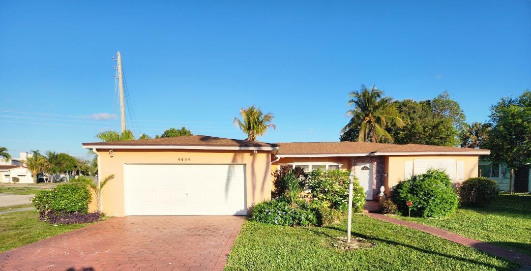 4444 NW 42nd Avenue, Lauderdale Lakes, FL 33319