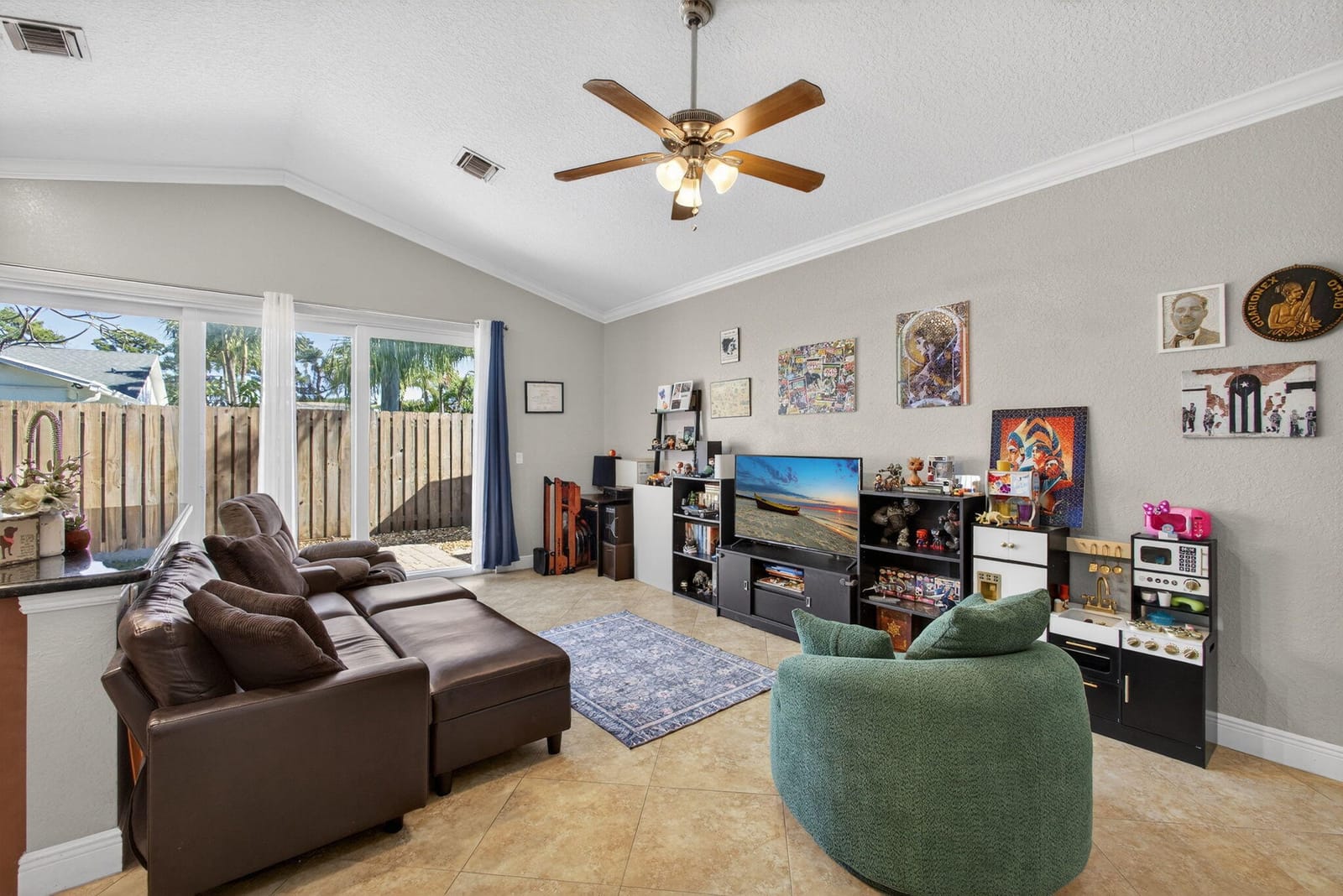 3125 Shelby Way, Palm Springs, FL 33461 photo 7
