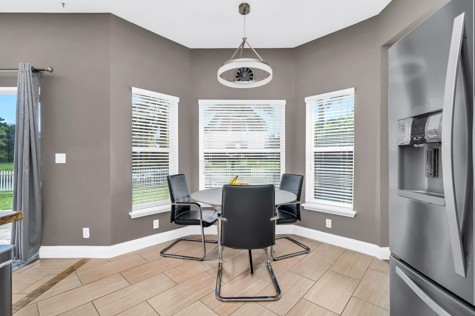 8122 Palm Gate Drive — photo 6