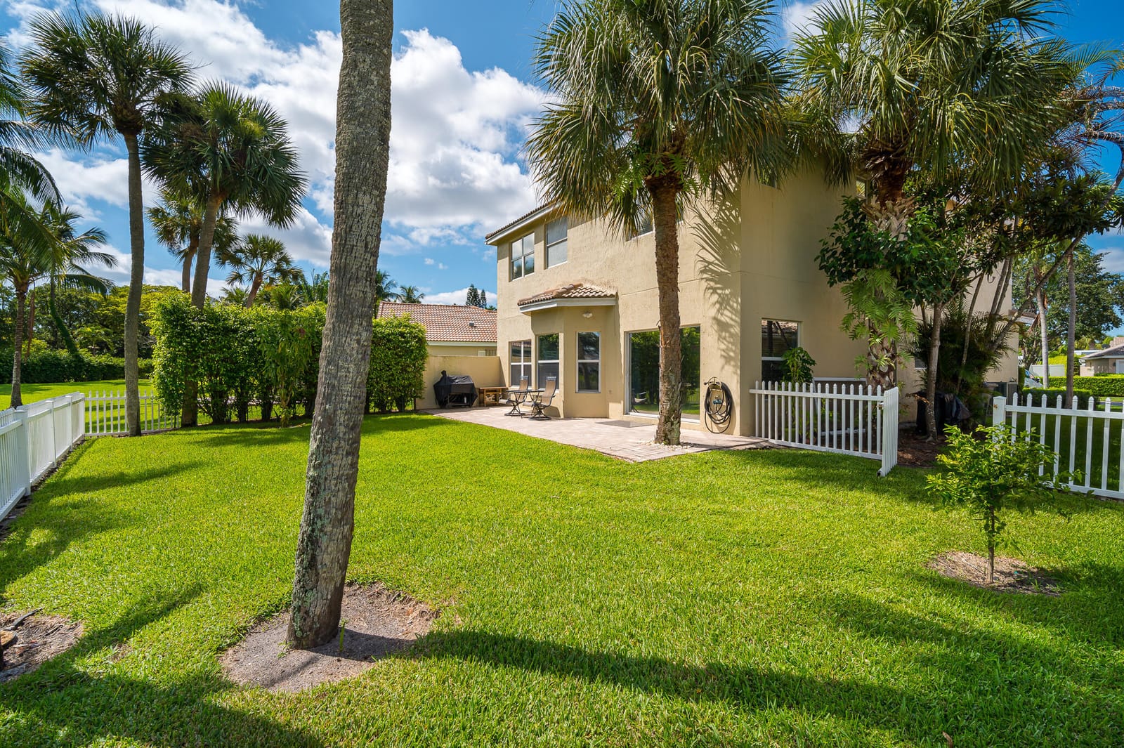 Sold home at 8122 Palm Gate Drive, Boynton Beach, FL 33436