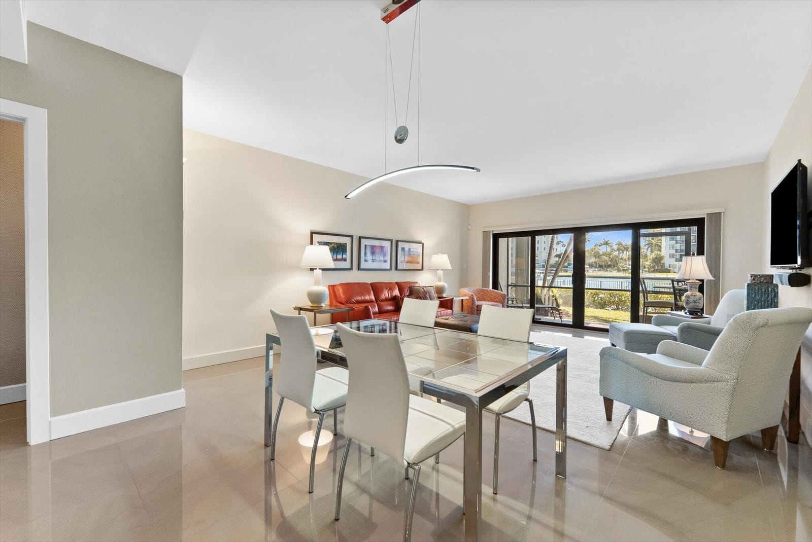 1301 N Riverside Drive 10 — photo 11