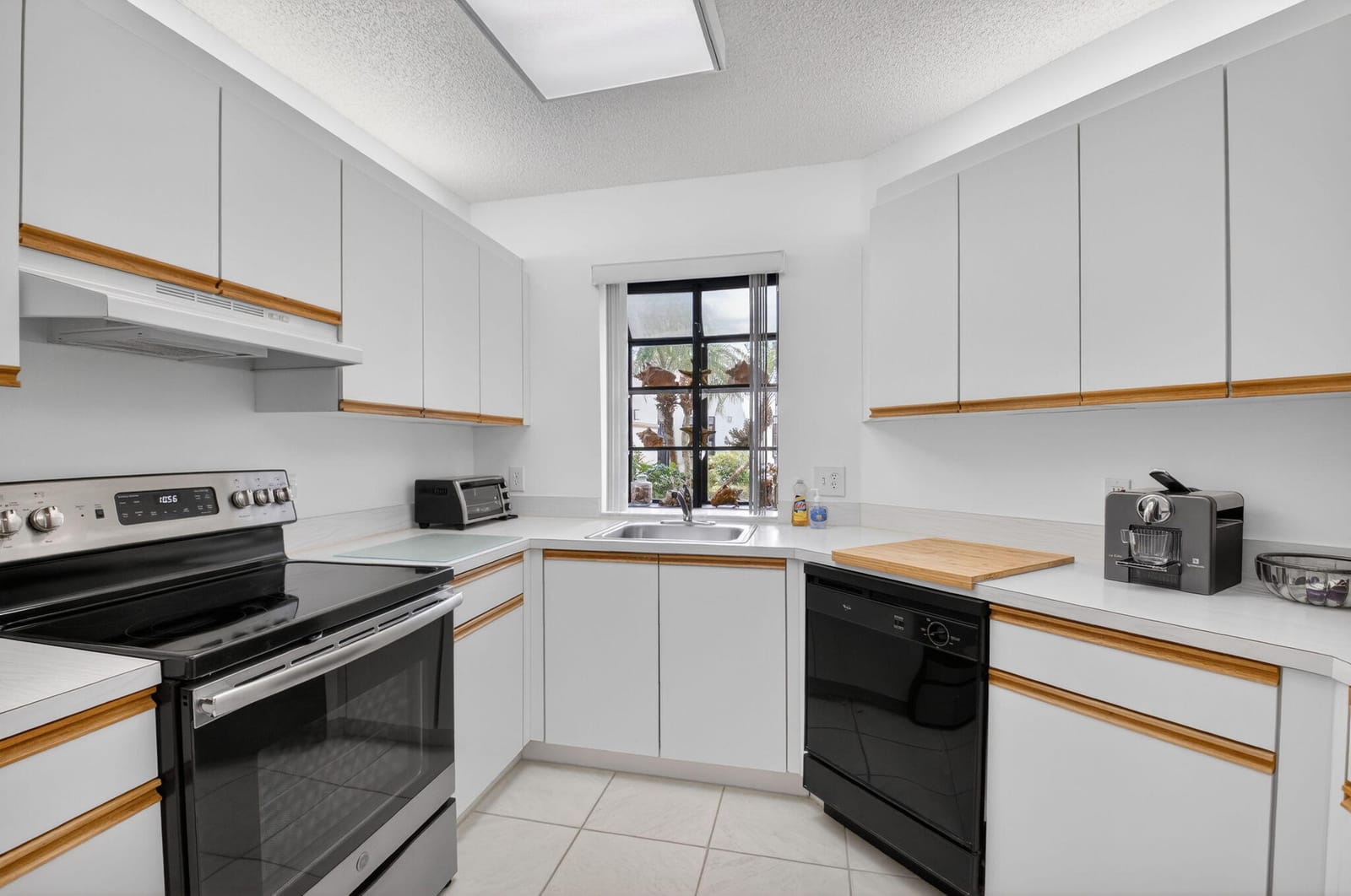 5226 Europa Drive H, Boynton Beach, FL 33437 photo 13
