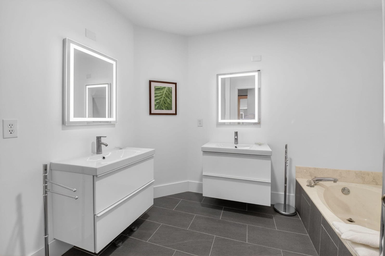 5226 Europa Drive H, Boynton Beach, FL 33437 photo 17