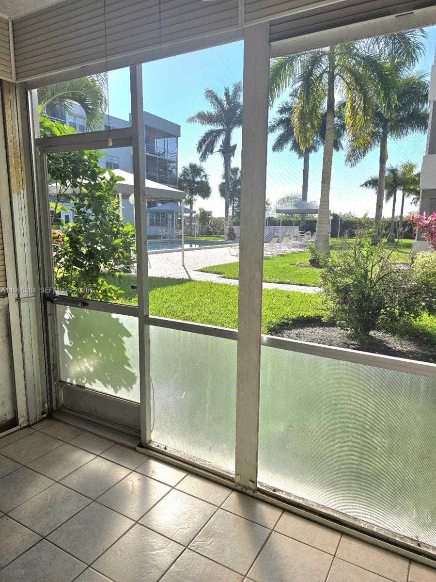 2998 E Sunrise Lakes Drive 111, Sunrise, FL 33322, Sunrise