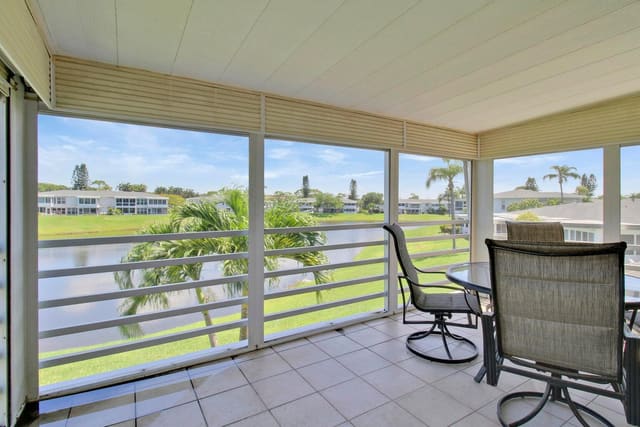 2730 SW 13th Street 203, Delray Beach, FL 33445