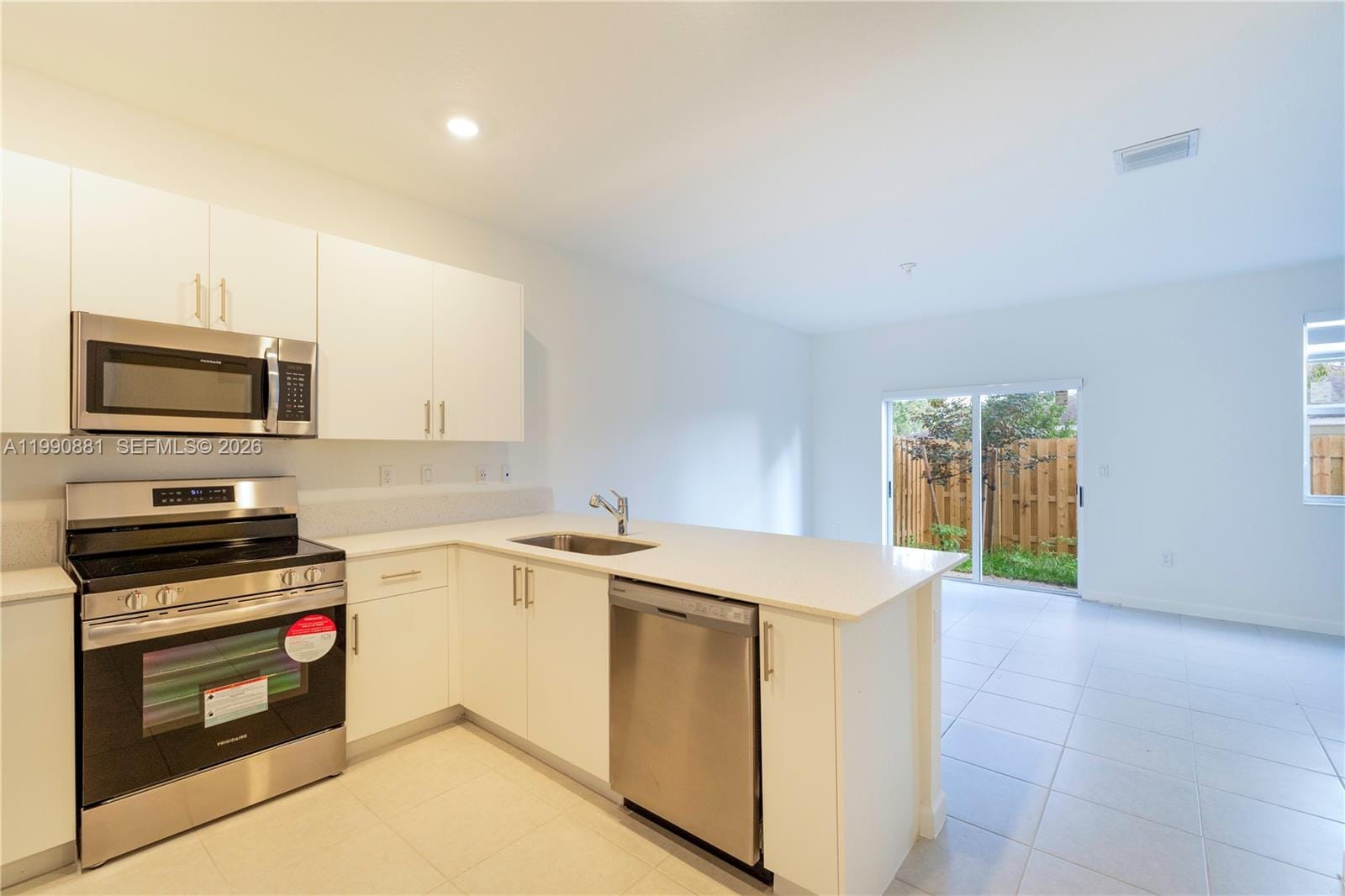 5514 NW 27th Street — photo 11