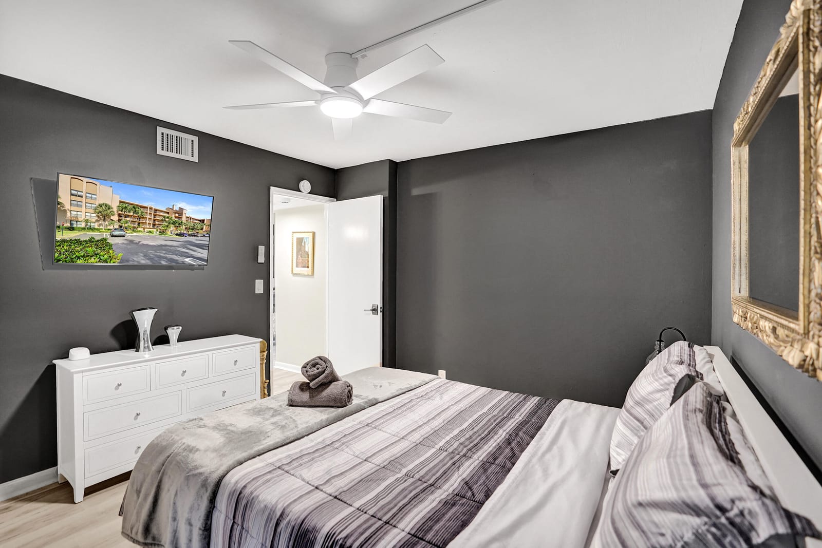 2455 Lindell Boulevard 3305, Delray Beach, FL 33444 photo 30