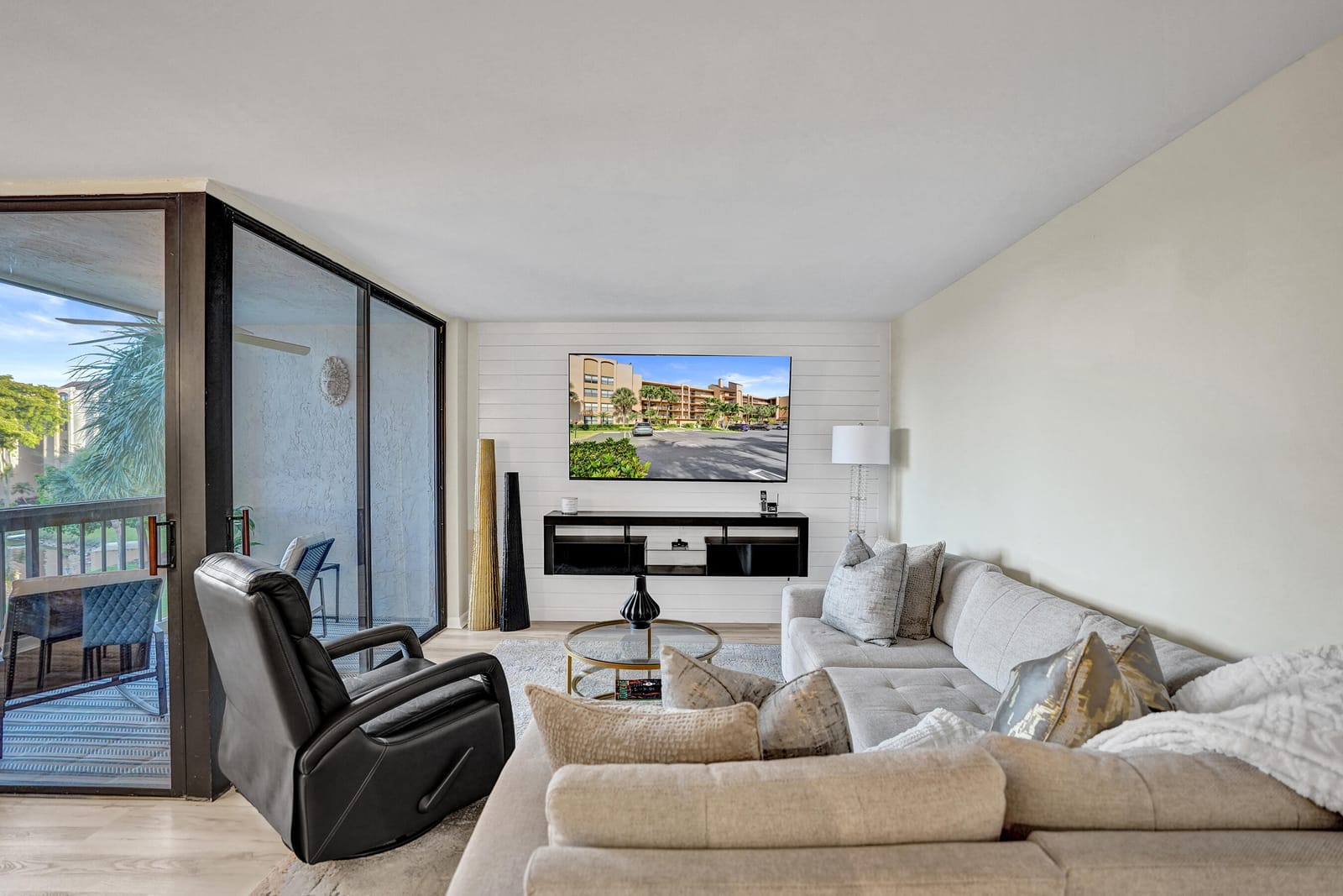 2455 Lindell Boulevard 3305, Delray Beach, FL 33444 photo 10