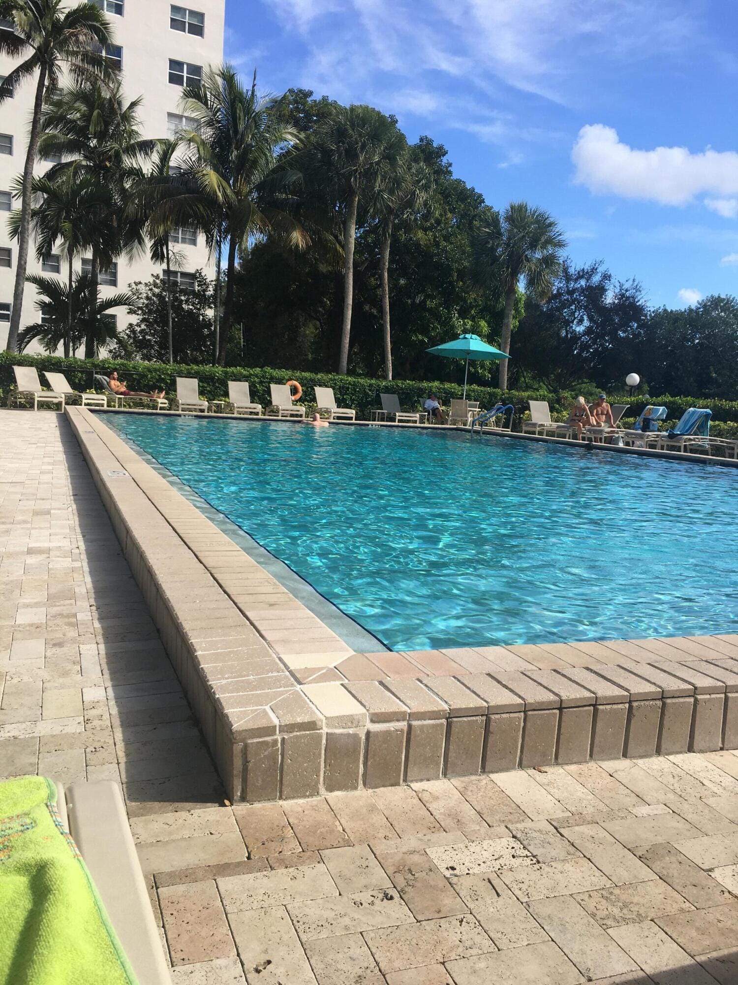 3100 N Palm Aire Drive 706 — photo 12