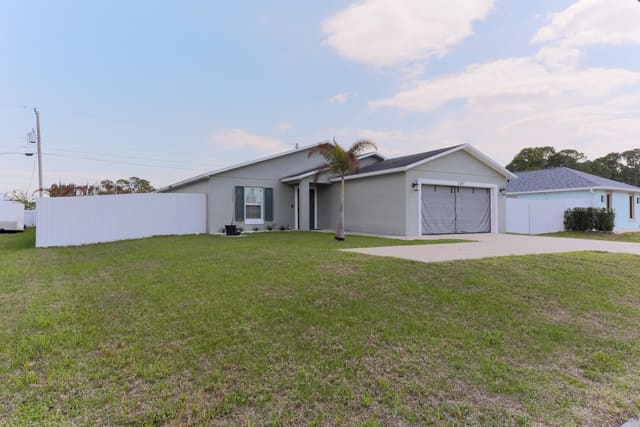 3391 SW Rosser Boulevard, sold in Gatlin Pines, Port St. Lucie, FL