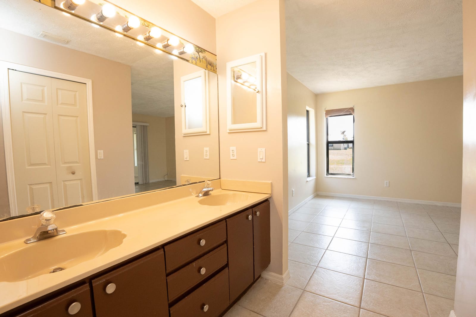 2456 SE Trail Avenue, Port St. Lucie, FL 34952 photo 17