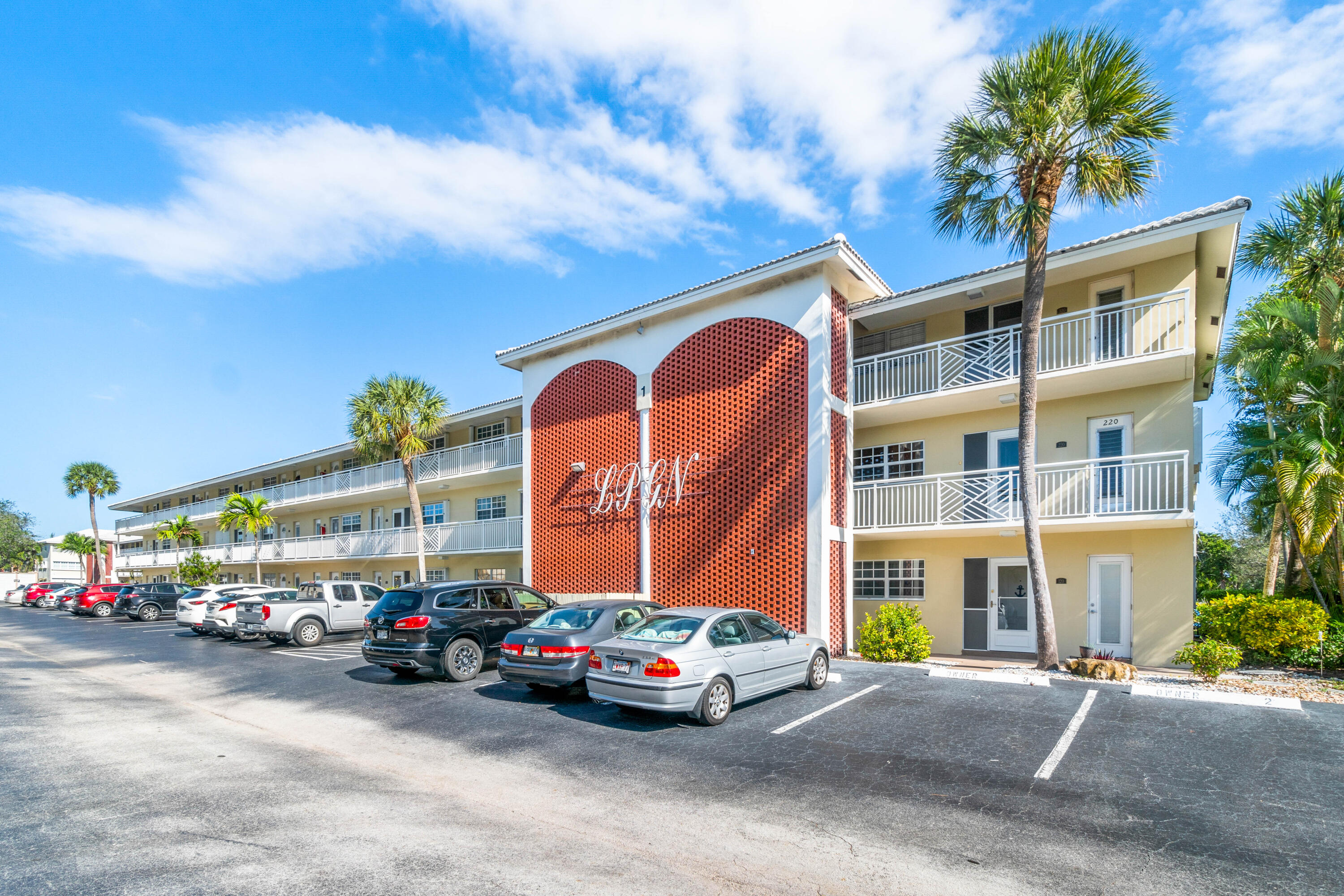 1951 NE 39th Street 131, Lighthouse Point, FL 33064, Lighthouse Point