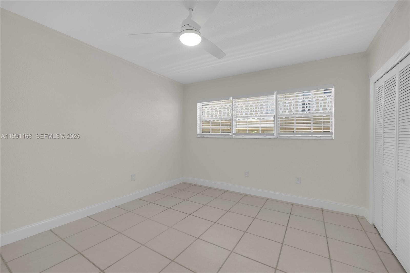 462 Golden Isles Drive 210, Hallandale Beach, FL 33009 photo 27