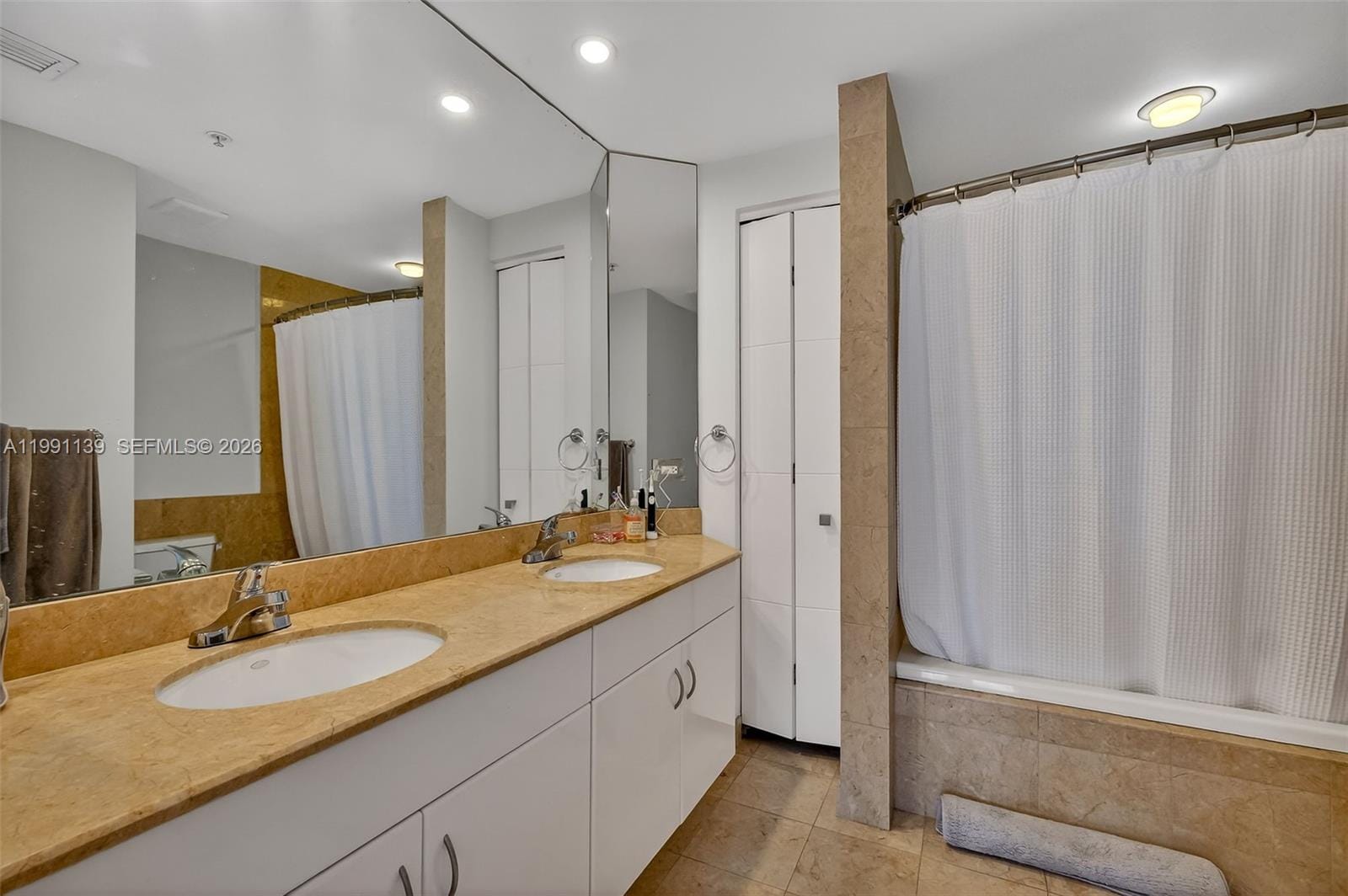801 Brickell Key Boulevard 2502, Miami, FL 33131 photo 30