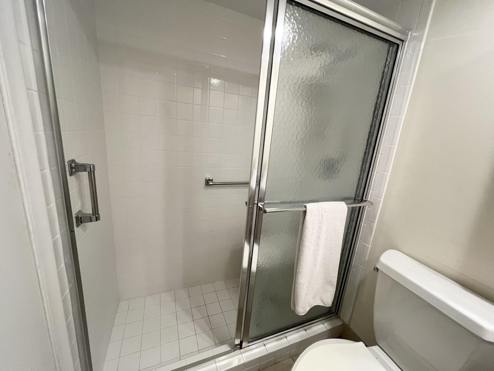 4023 Berkshire B 4023, Deerfield Beach, FL 33442 photo 15