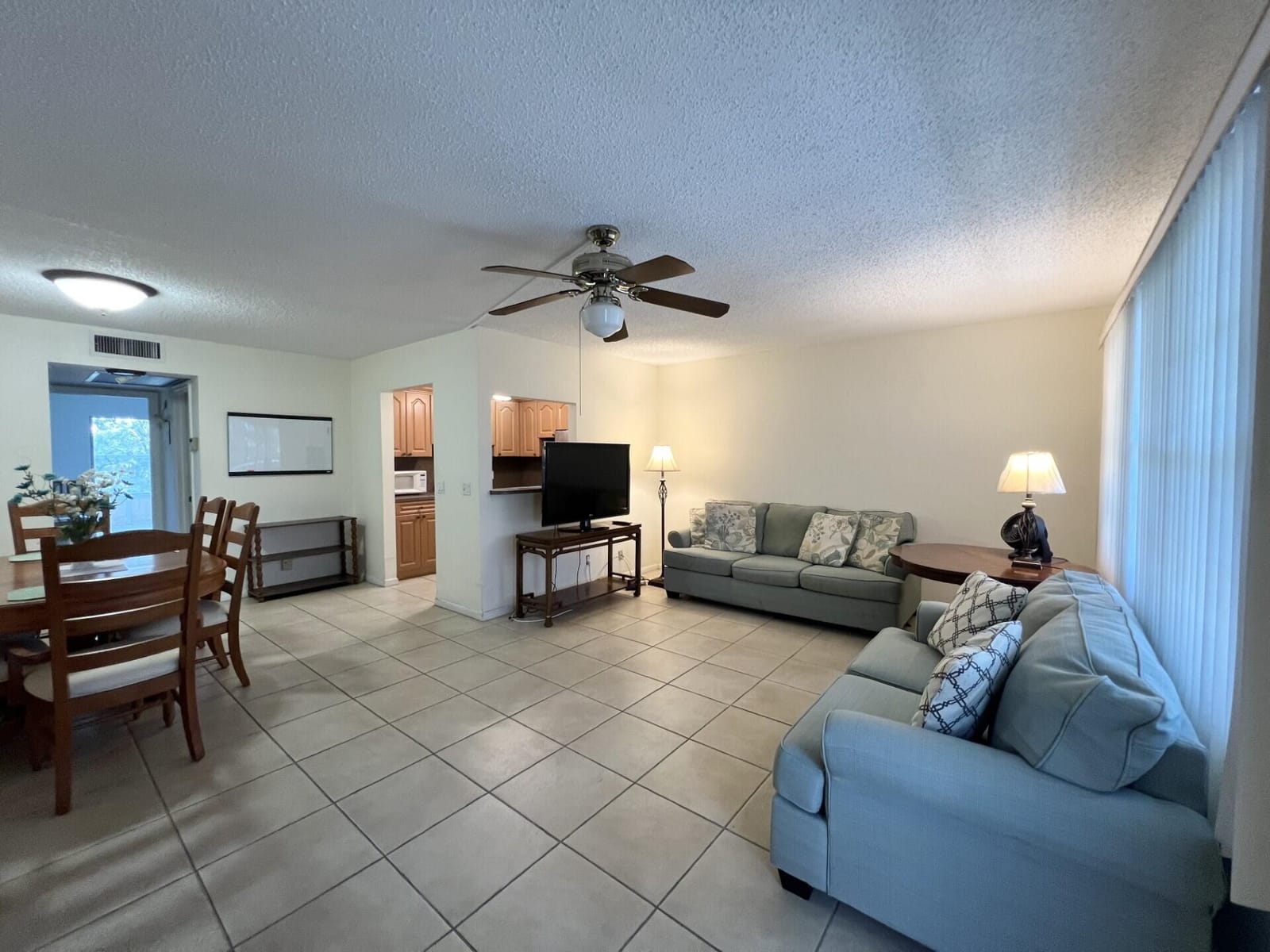 4023 Berkshire B 4023 — photo 8