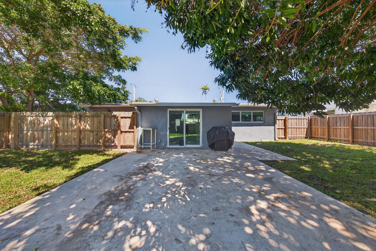1908 NE 26th Street, Wilton Manors, FL 33305 photo 14