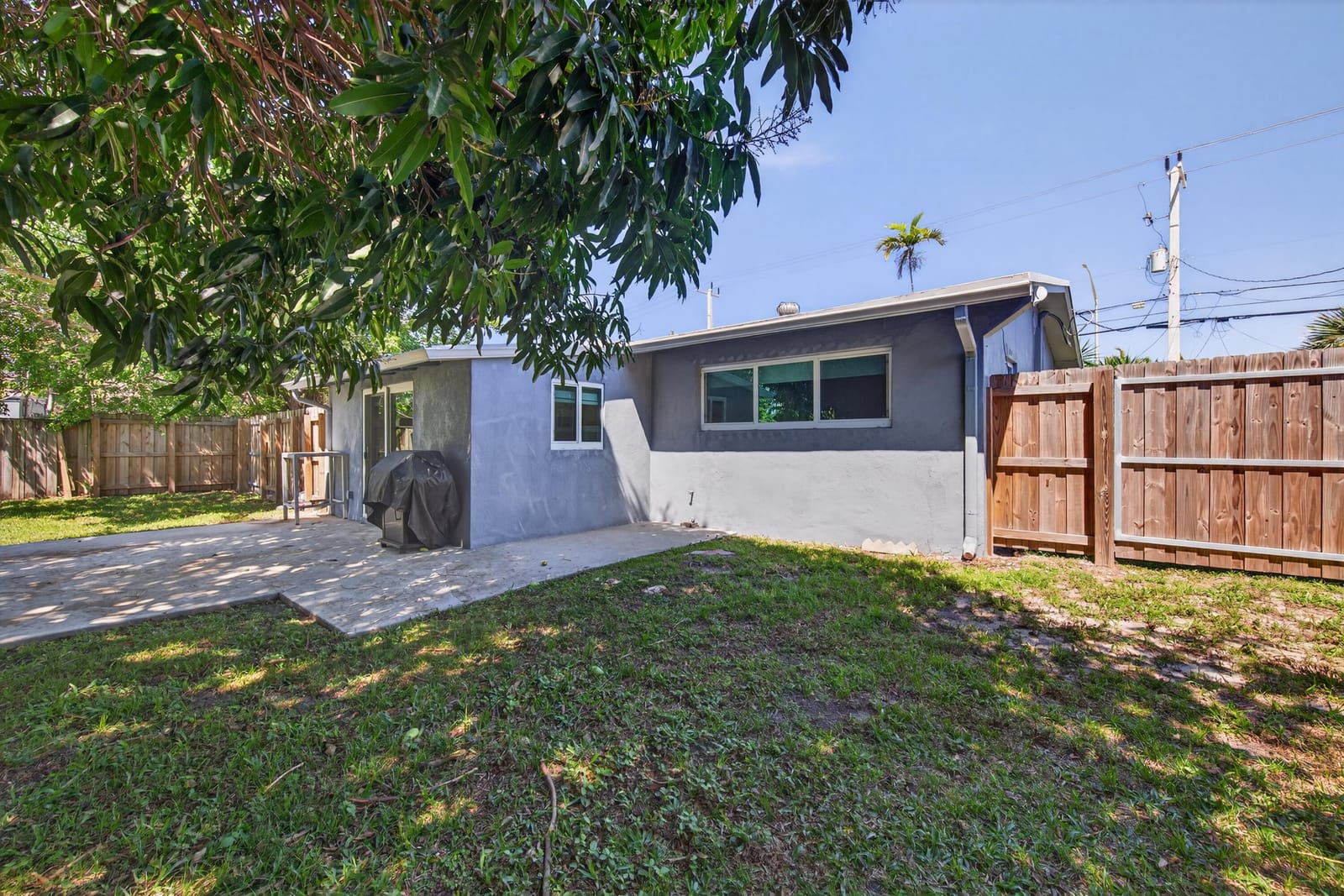 1908 NE 26th Street, Wilton Manors, FL 33305 photo 18