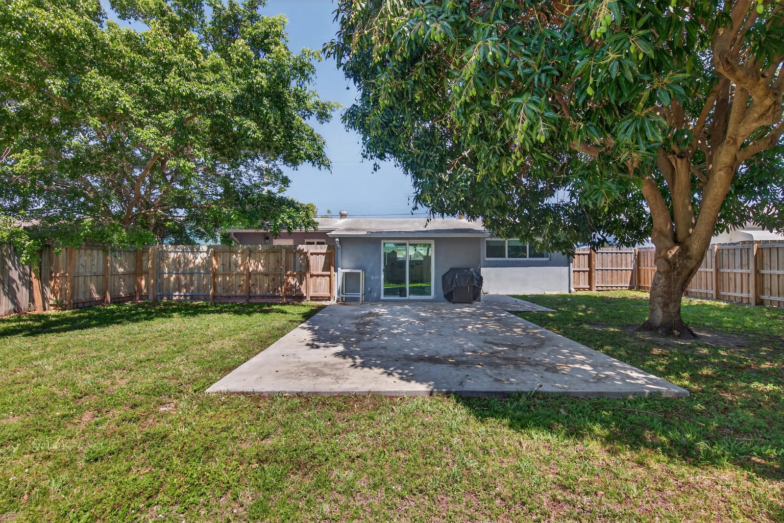 1908 NE 26th Street, Wilton Manors, FL 33305 photo 20