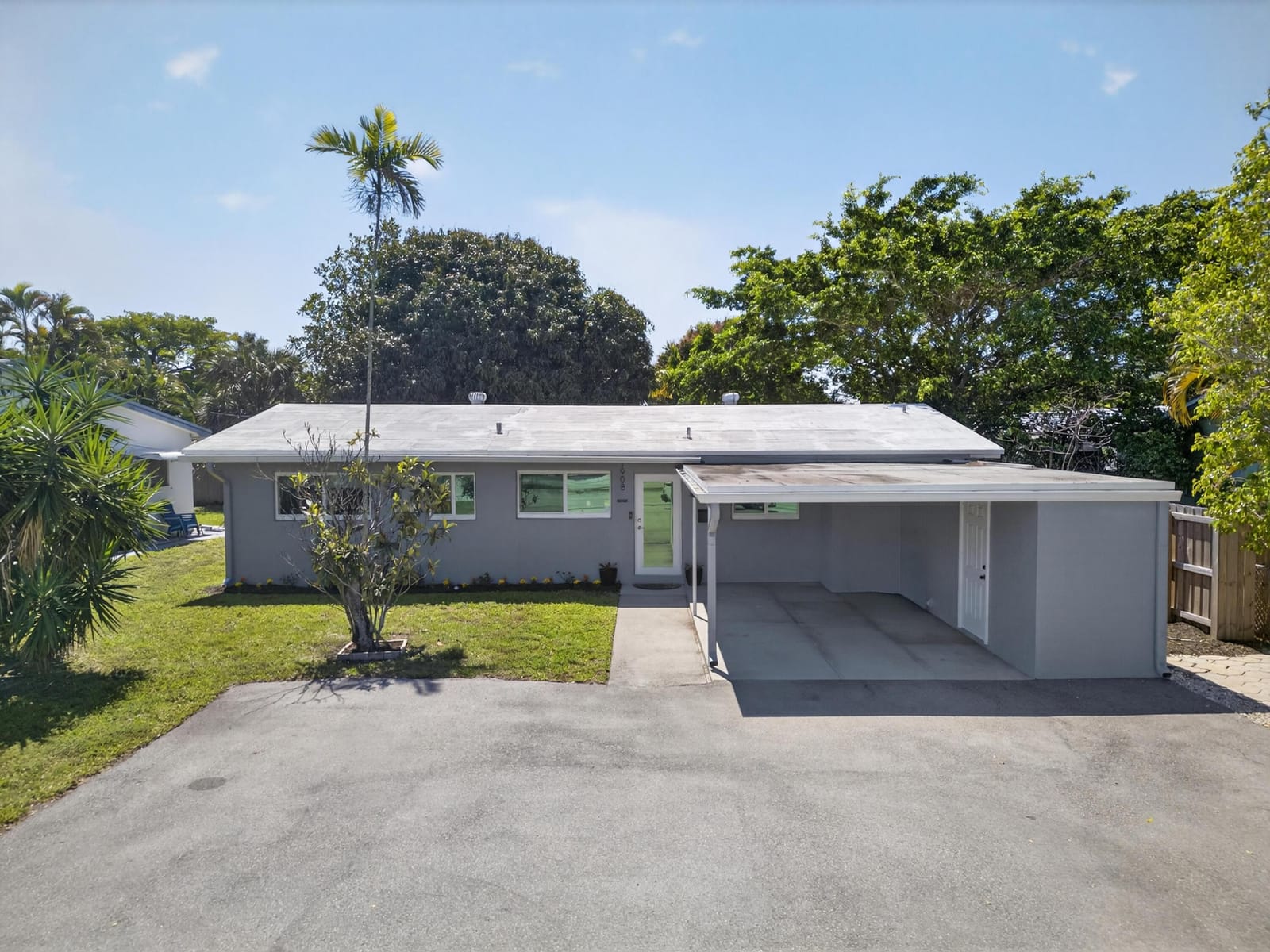1908 NE 26th Street, Wilton Manors, FL 33305 photo 3