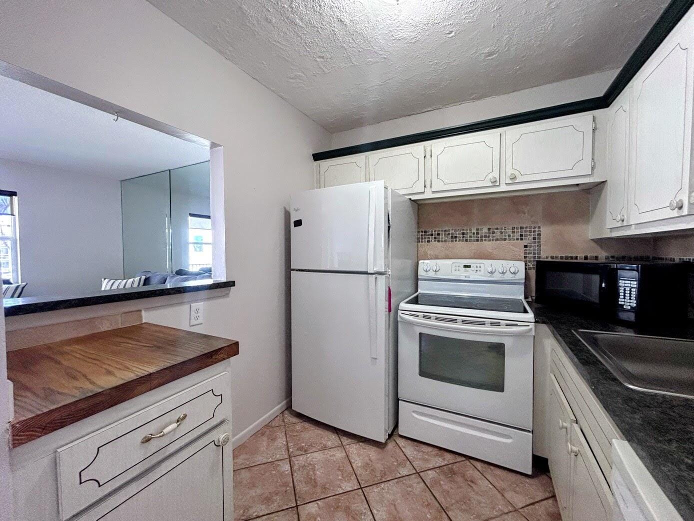 230 Horizons E 205, Boynton Beach, FL 33435 photo 12