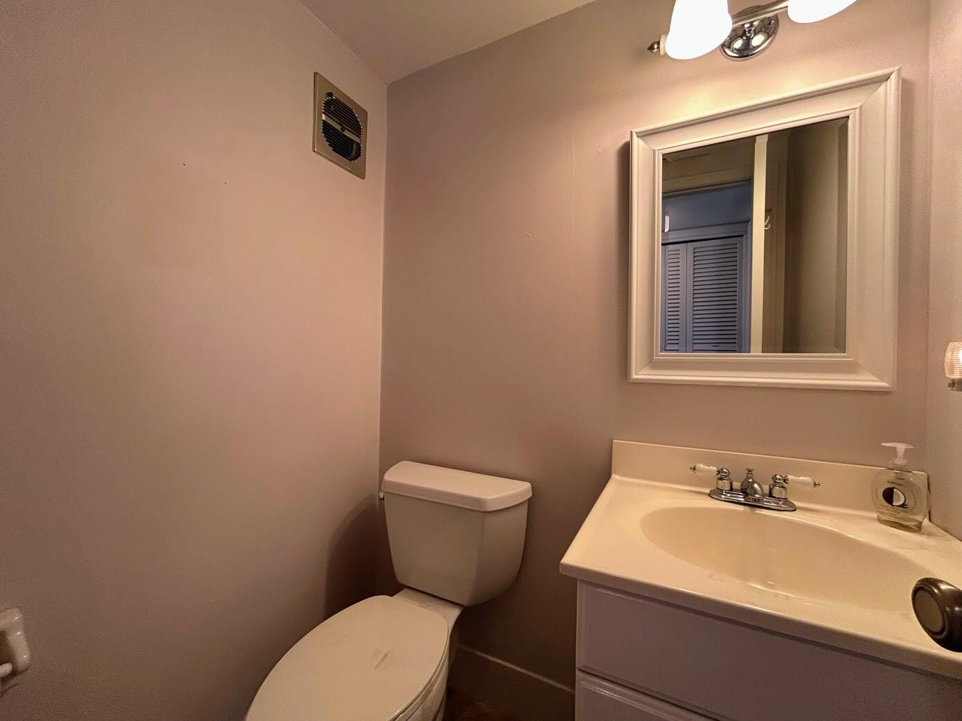 230 Horizons E 205, Boynton Beach, FL 33435 photo 14