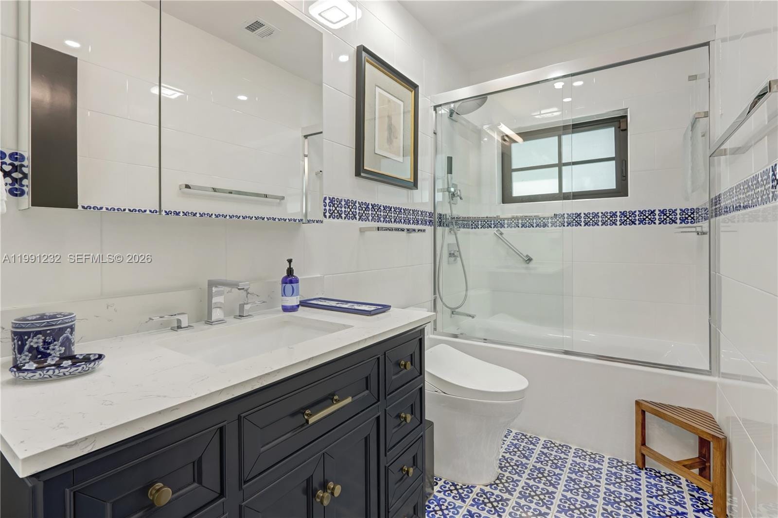 233 Velarde Avenue, Coral Gables, FL 33134 photo 8