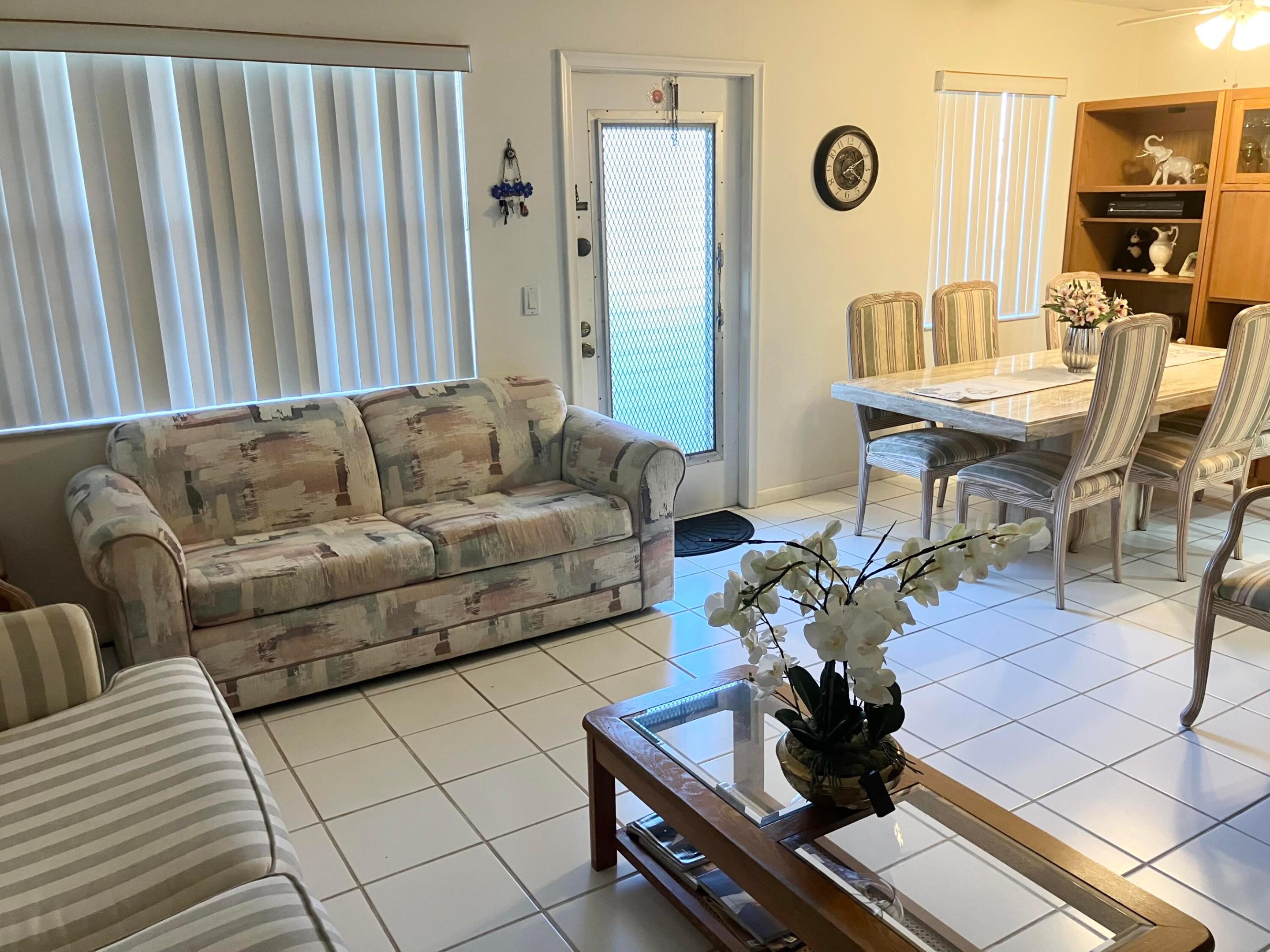 283 Durham H E 283, Deerfield Beach, FL 33442, Deerfield Beach