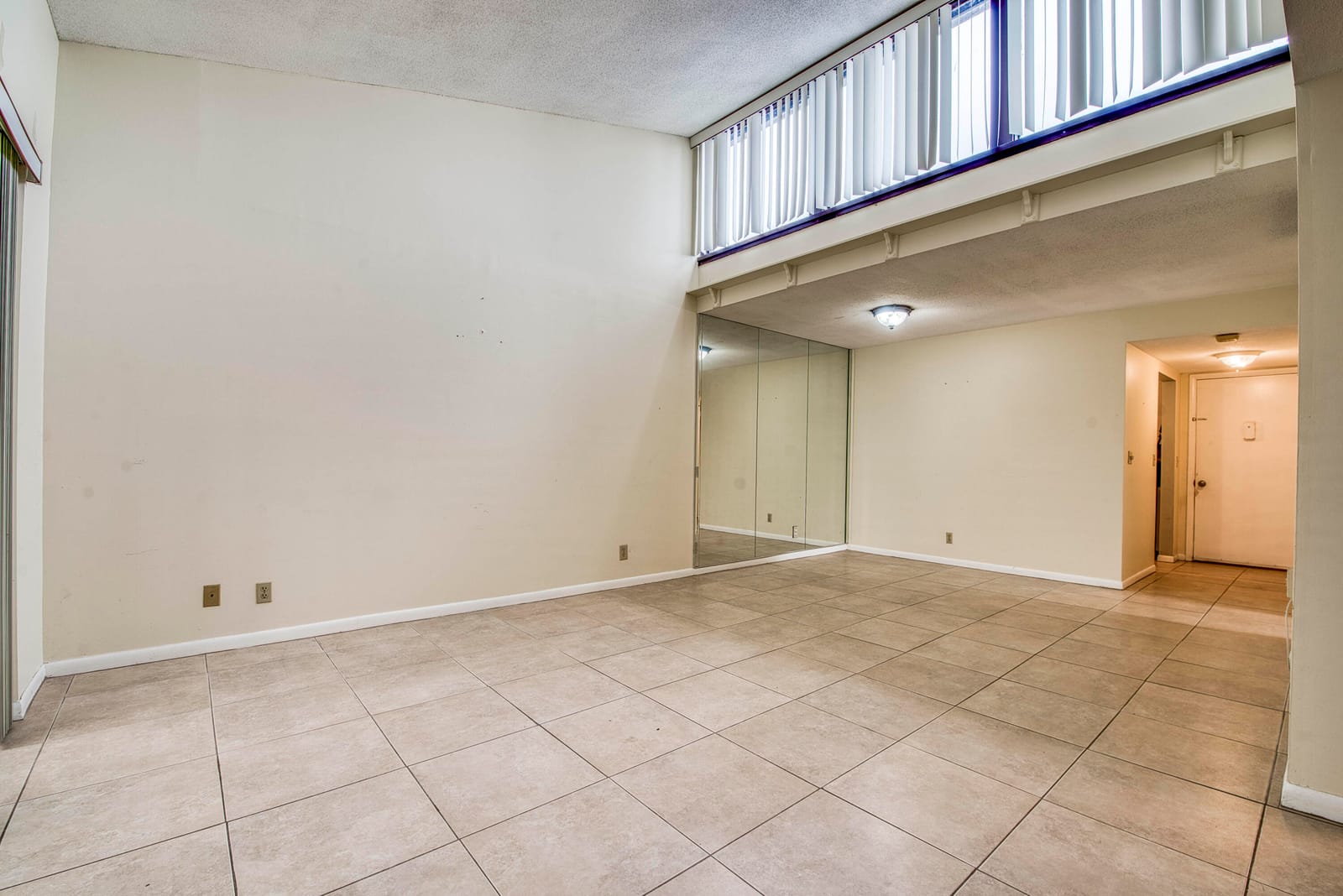 2528 Boundbrook Drive S 205 — photo 3