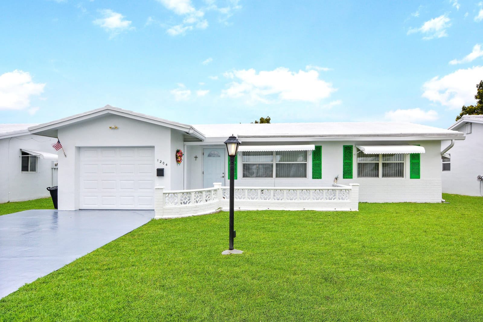 1204 SW 24th Street, Boynton Beach, FL 33426 photo 1
