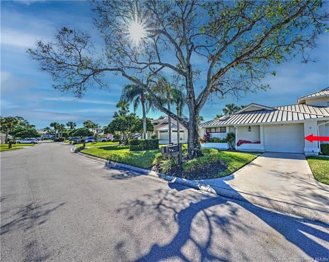 5651 SE Foxcross Place 5651, Mariner Sands, Stuart, FL